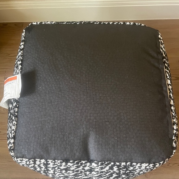 Ottomans - opalhouse - Picture 4 of 4